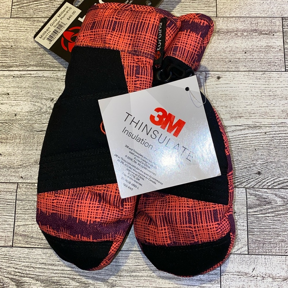 NWT!! Girl's Turbine Mittens Sugar Plum $40